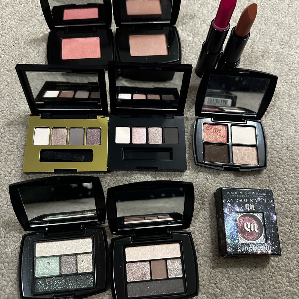 Urban Decay Eyeshadow Palette Set with Lipsticks